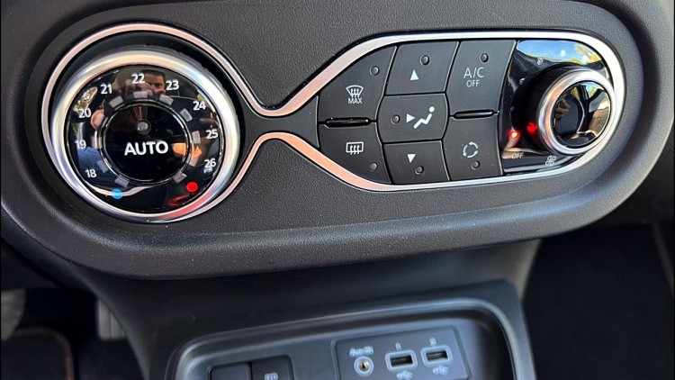 Renault Twingo VIBES - El&eacute;trico