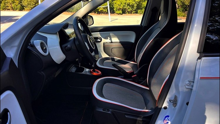 Renault Twingo VIBES - El&eacute;trico