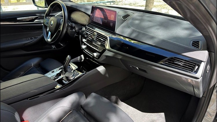 BMW S&eacute;rie 5 - 530 e Hibrido